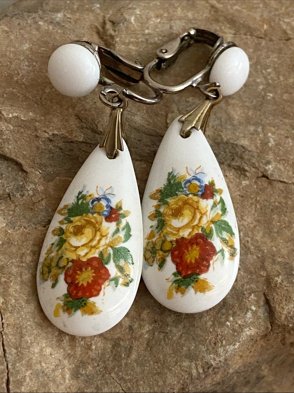 Vintage Porcelain Floral Dangling ClipOn Earrings